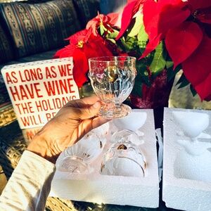 NIB Set of 4 Anthropologie Clara Heart Icon Goblets